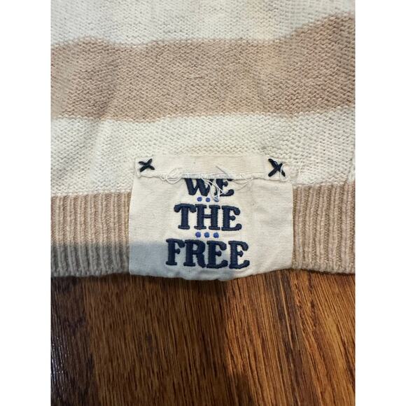 We The Free Women’s Into the Blue Oversized Crop Sweater – Sz Large NWT Relaxed - Picture 5 of 11